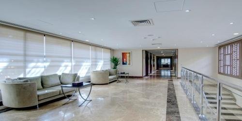 crown plaza 4